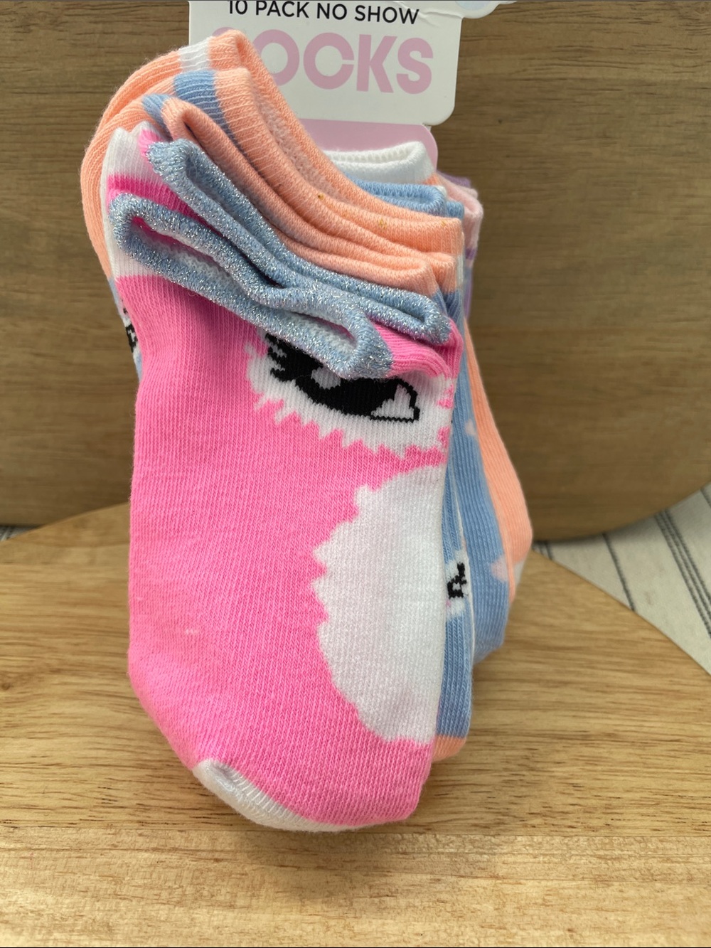 SALE! 50% Off NWT Kids 9-Pack No Show Socks - Size 6-8.5